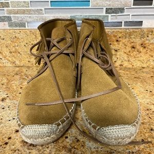 Saint Laurent Moccasins